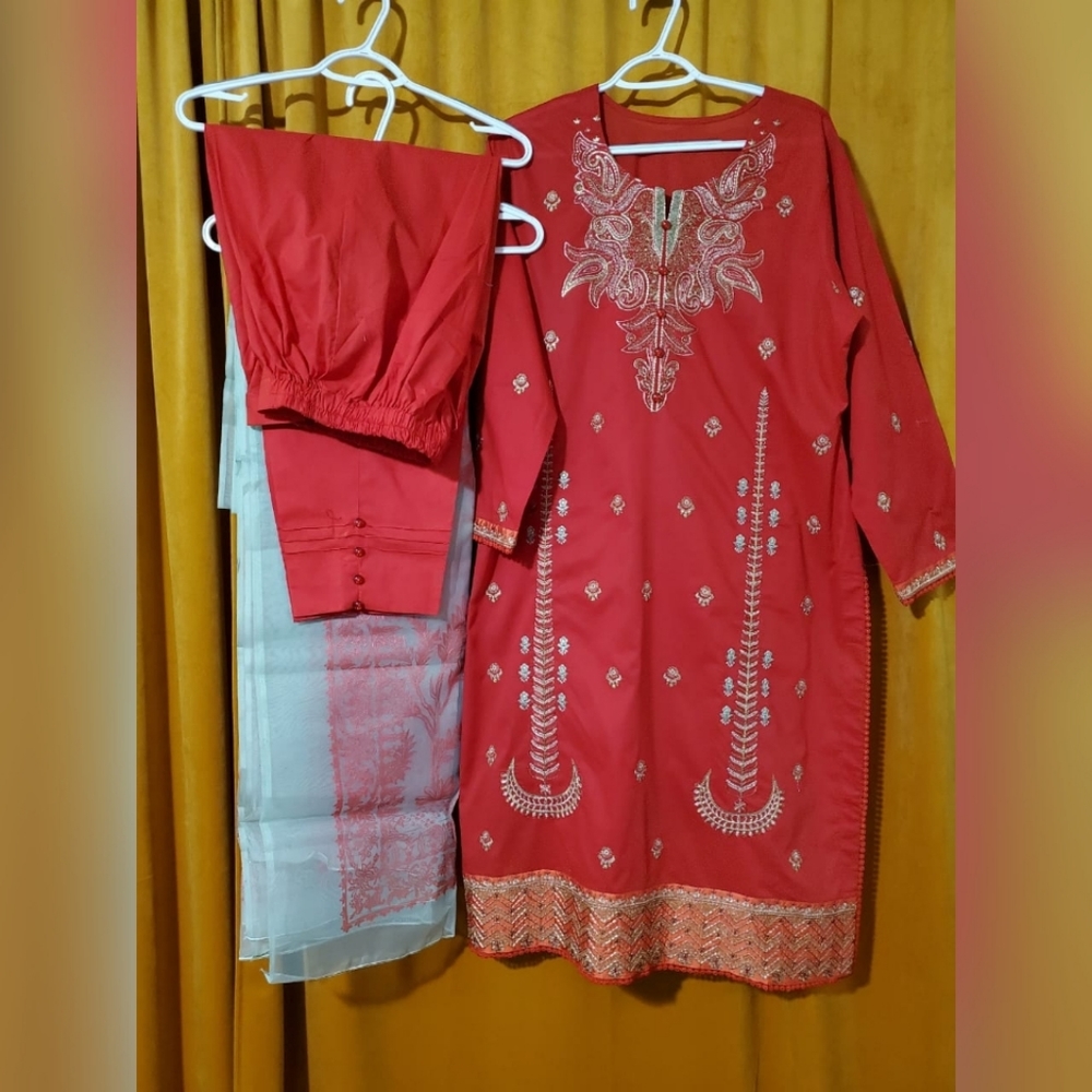 Pakisatani designer 3 piece lawn suit - ELAAN